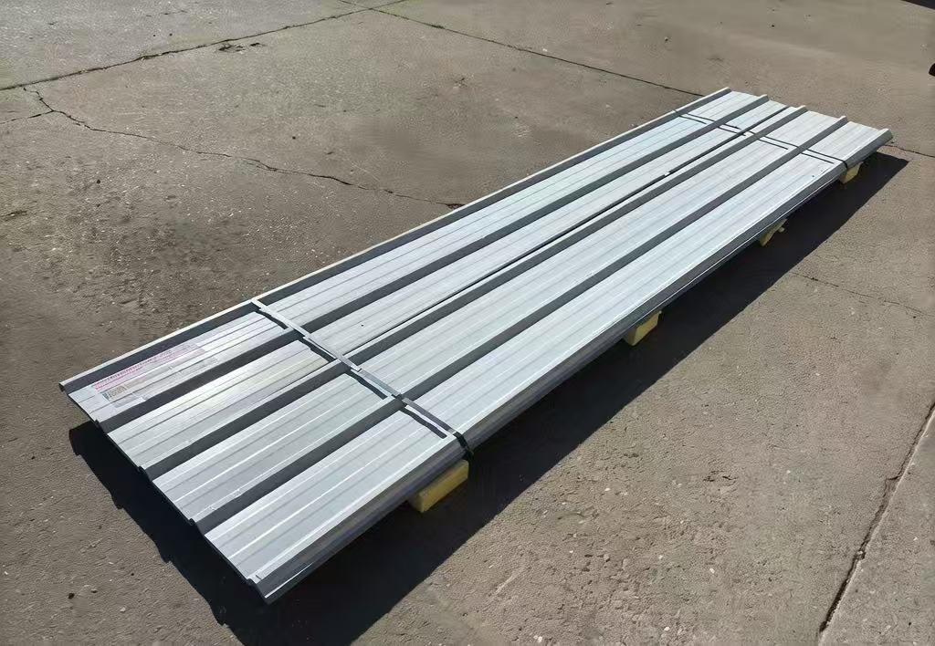 White Metal Roof Panels 12'-70pcs